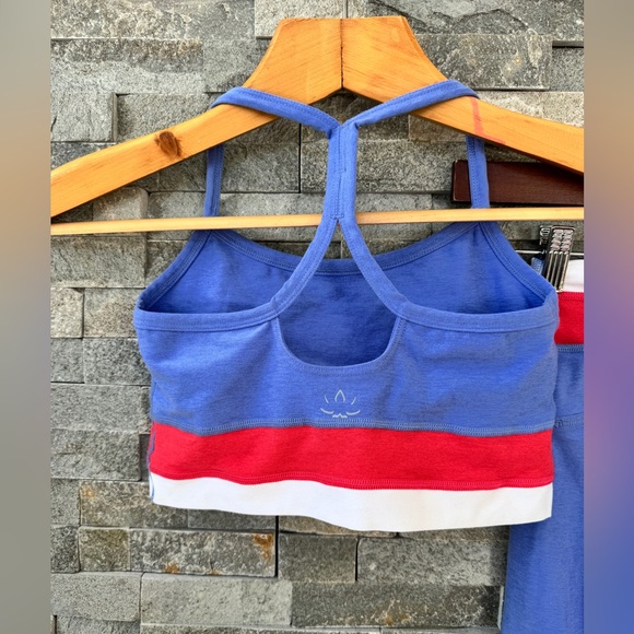 Beyond Yoga Purple Pink Colorblock High Waist Leggings and Sports Bra Set XS - Picture 8 of 11